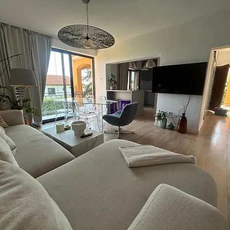 Apartament Sunny And Stylish Bosh3